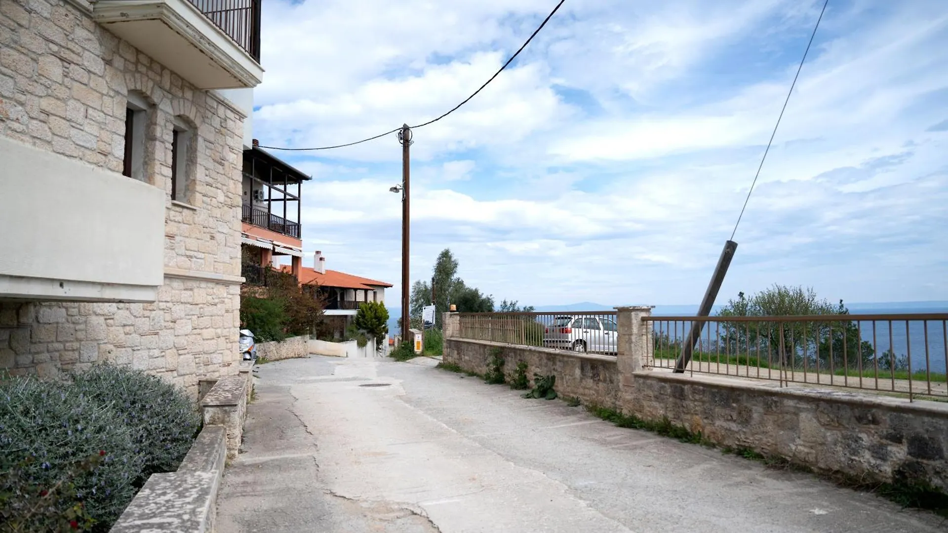 Artistic 1 Apartment Afytos Greece